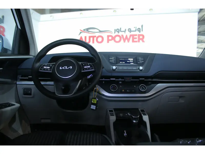 KIA Carens 2025