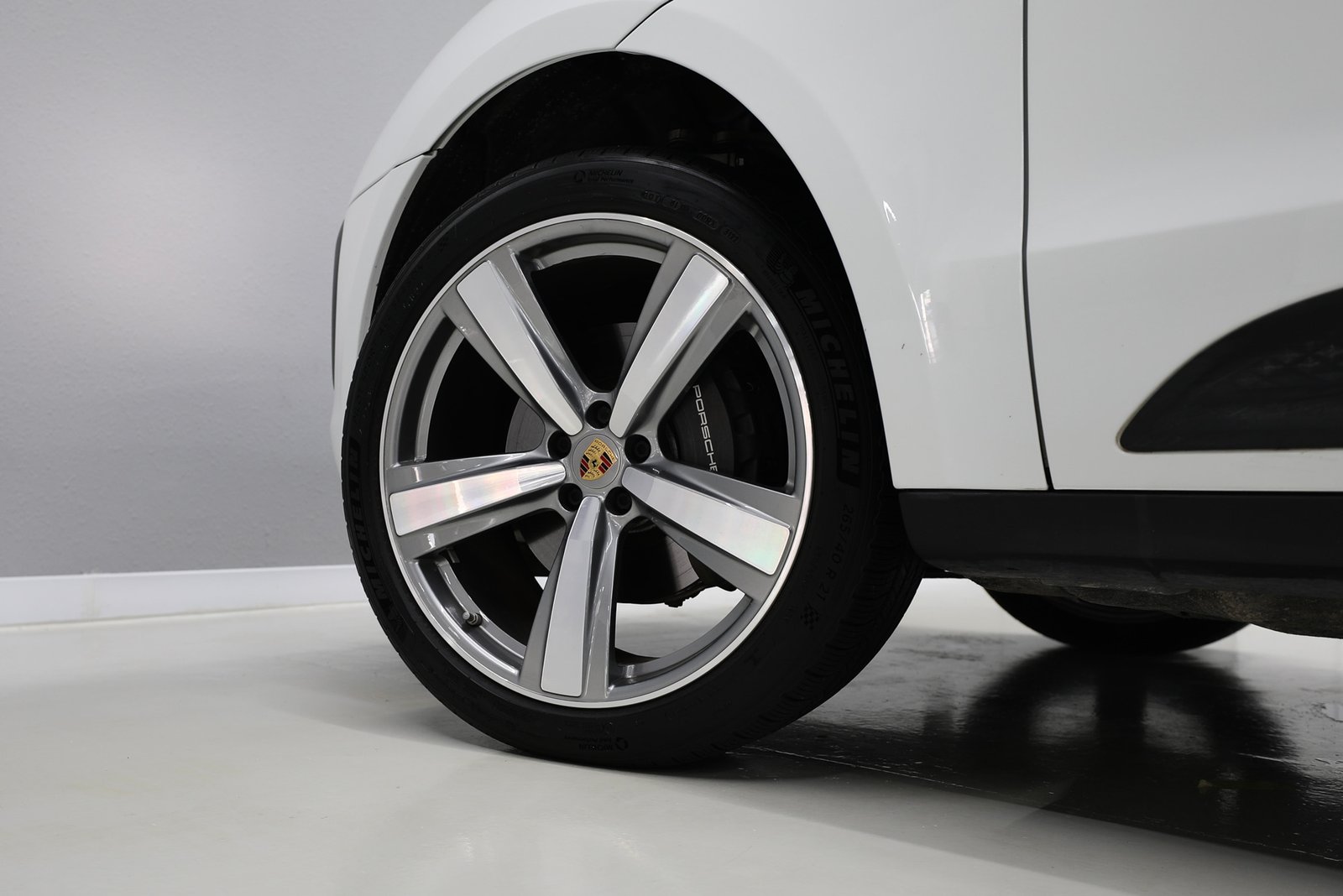 Accident Free | 4,200 AED Monthly Installment | Free Insurance + Registration | B02302