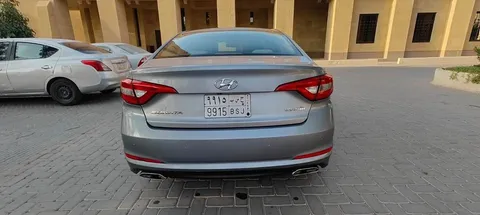 Discover undefined undefined Exterior Interior Images.Find all aspects and details of cars.