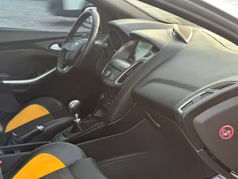 Ford Focus 2.0L ST 2016