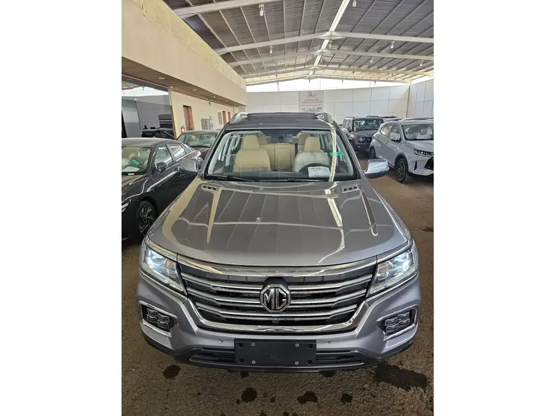 Discover undefined undefined Exterior Interior Images.Find all aspects and details of cars.