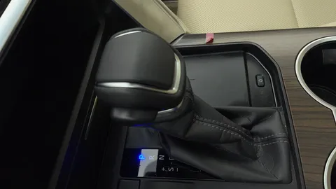 Toyota Land Cruiser 2024