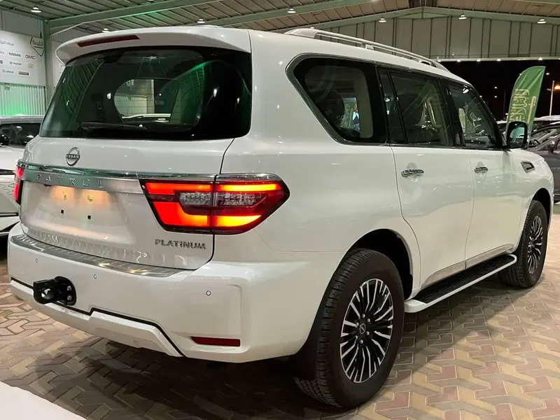 Nissan Patrol 2024