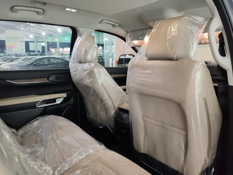 Ford EVEREST 2025