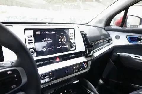 Discover undefined undefined Exterior Interior Images.Find all aspects and details of cars.