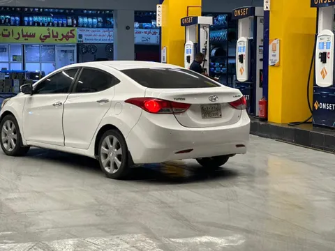 Discover undefined undefined Exterior Interior Images.Find all aspects and details of cars.
