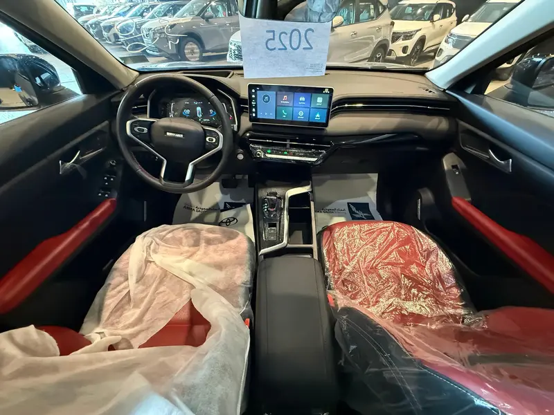 Discover undefined undefined Exterior Interior Images.Find all aspects and details of cars.