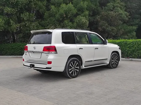 Toyota Land Cruiser 4.0L GXR 2019