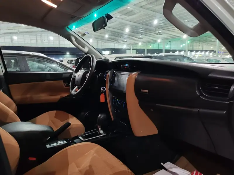 Toyota Fortuner 2023
