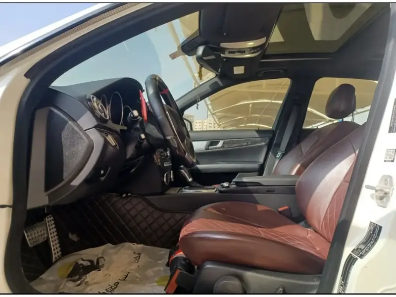 Discover undefined undefined Exterior Interior Images.Find all aspects and details of cars.