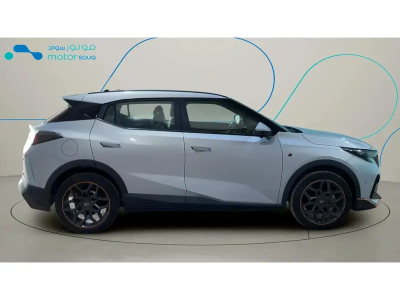 Discover undefined undefined Exterior Interior Images.Find all aspects and details of cars.