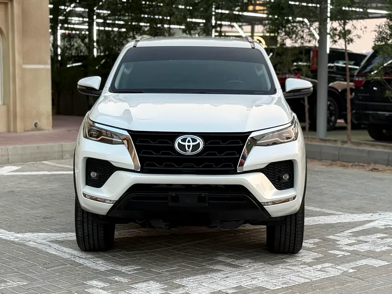 تويوتا فورتونر 2023