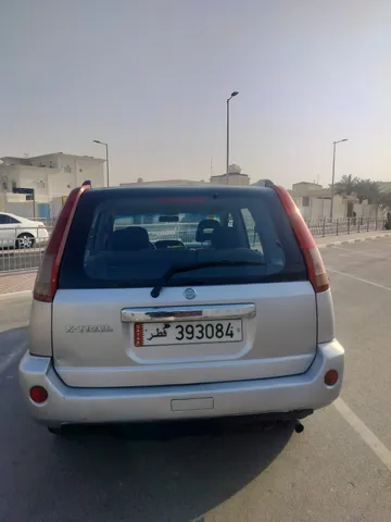 نيسان اكس تريل 2010