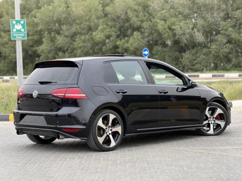 Volkswagen Golf GTI 2.0T S 2015