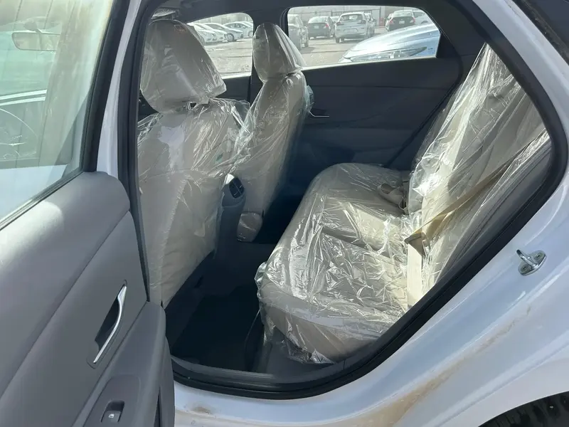 Hyundai Elantra 2023