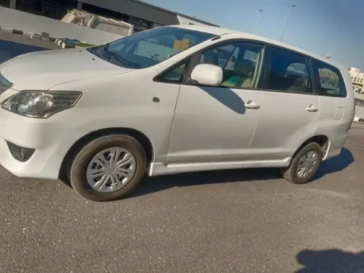 toyota innova image Toyota Innova 2013