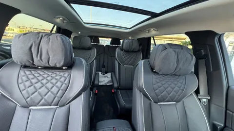 New Hongqi E-HS9 Flagship (7 Seats) 2024