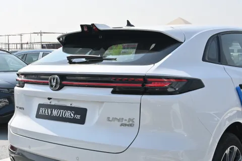 Discover undefined undefined Exterior Interior Images.Find all aspects and details of cars.