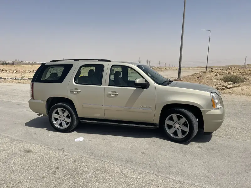 GMC Yukon 2011