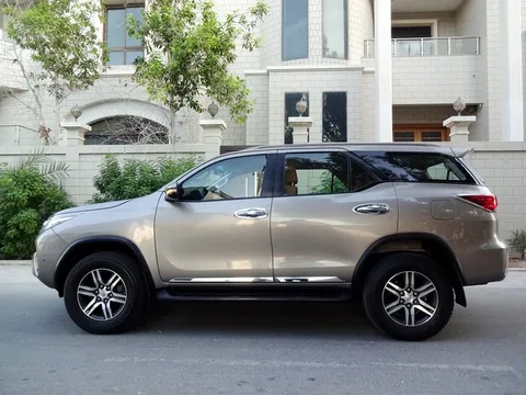 Toyota Fortuner 2.7L 2019
