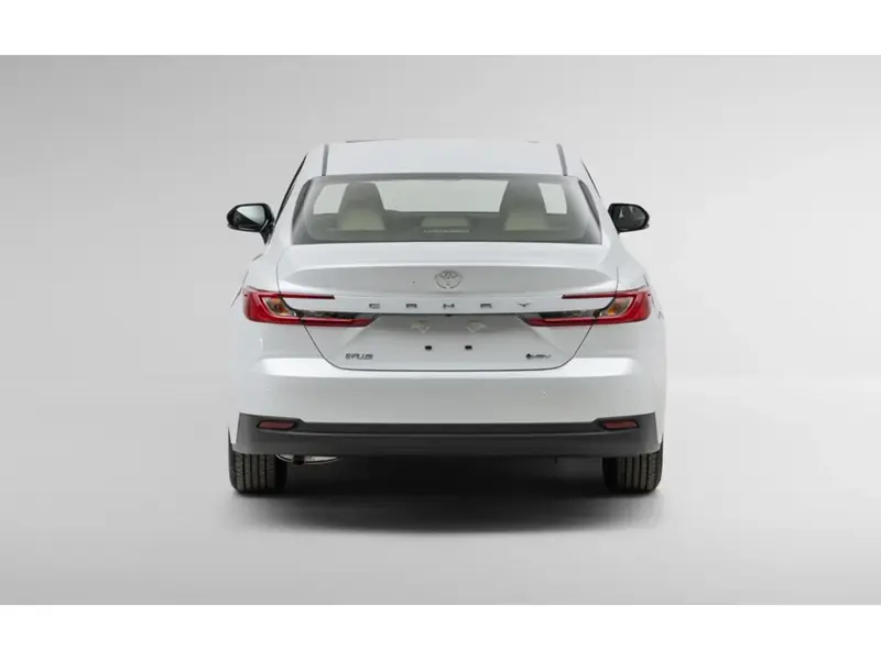 Toyota Camry 2025