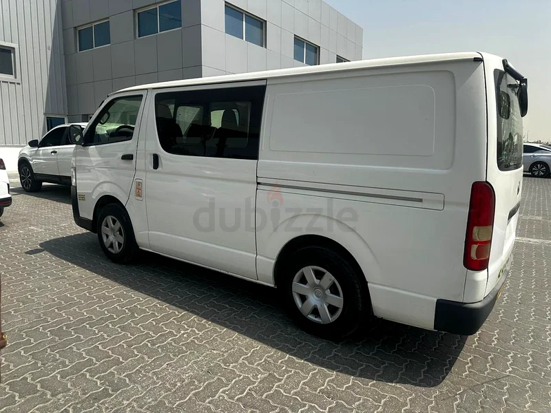 Toyota Hiace 2018