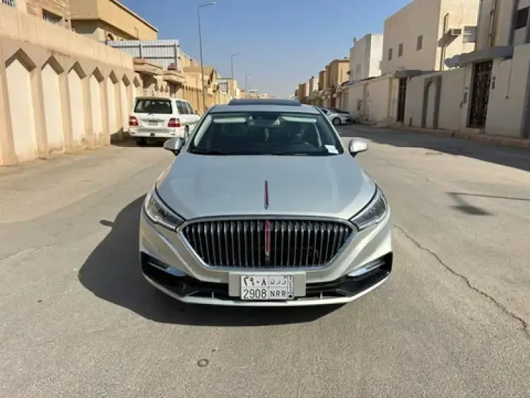 hongqi h5 image Hongqi H5 2023