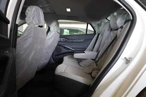 New Ford Taurus 2.0L EcoBoost Ambient  2023