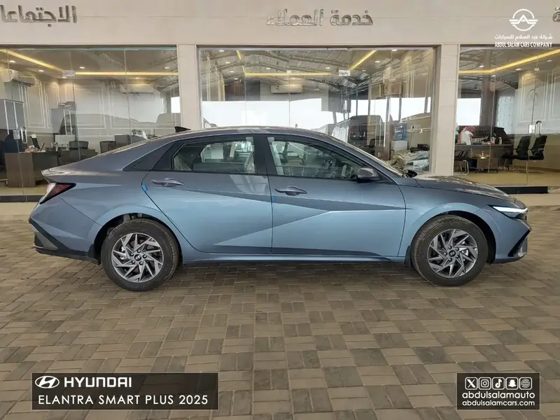 Hyundai Elantra 2025