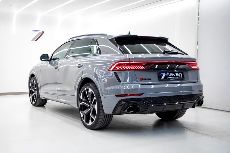 Audi RS Q8 2023