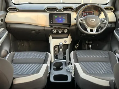 New Nissan Magnite 1.0T SV 2023