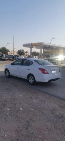 Nissan Sunny  1.6L SV 2021