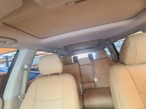 Discover undefined undefined Exterior Interior Images.Find all aspects and details of cars.