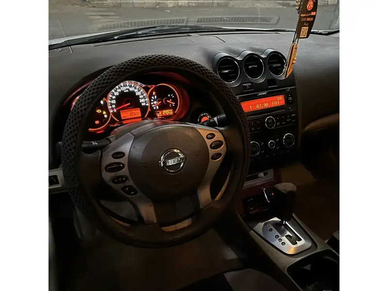 Discover undefined undefined Exterior Interior Images.Find all aspects and details of cars.