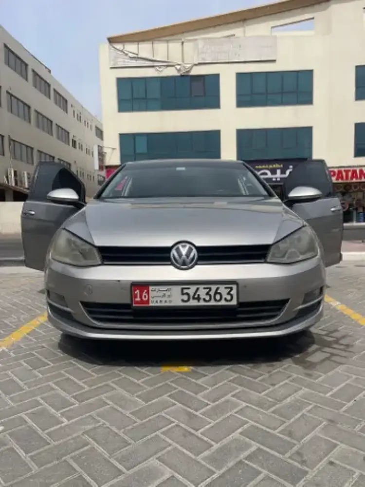 volkswagen golf image Volkswagen Golf 1.5 TSI 2015