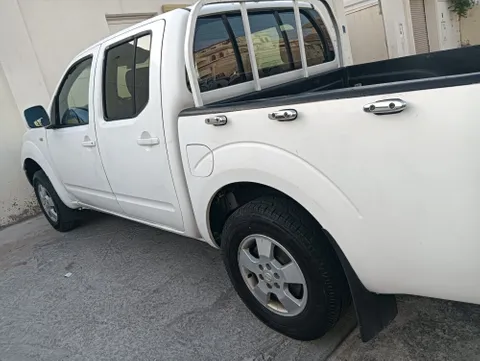 Nissan Navara 2.5L ASF 4x2 M/T 2009