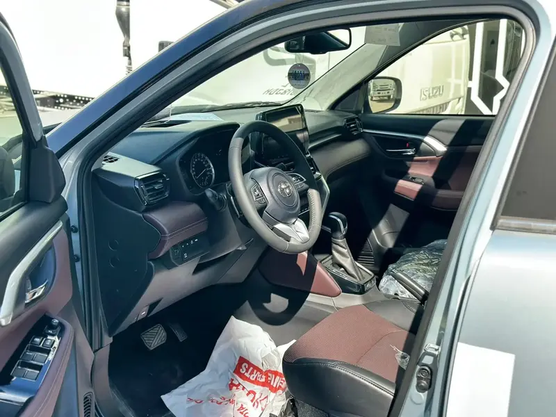 Toyota Urban Cruiser 2025