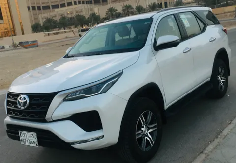 Toyota Fortuner  2.7L GX2 (4X4) 2024