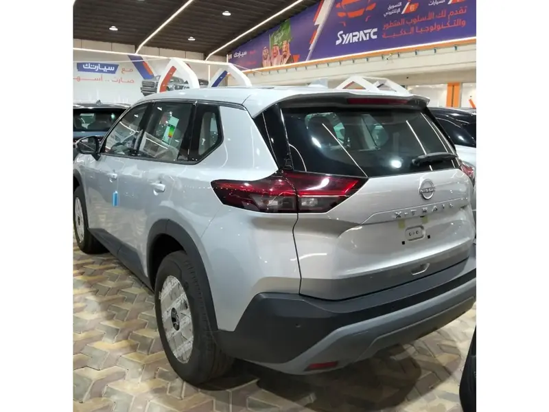 Discover undefined undefined Exterior Interior Images.Find all aspects and details of cars.