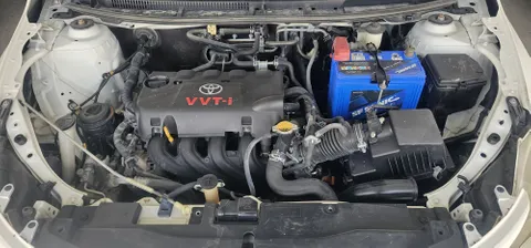 Toyota Yaris Sedan 1.3 SE 2015