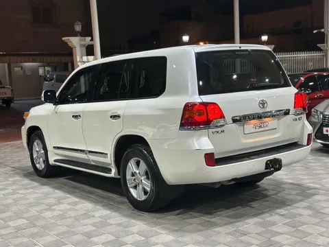 Toyota Land Cruiser 5.7 GXR 2013