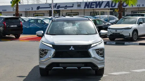 Discover undefined undefined Exterior Interior Images.Find all aspects and details of cars.