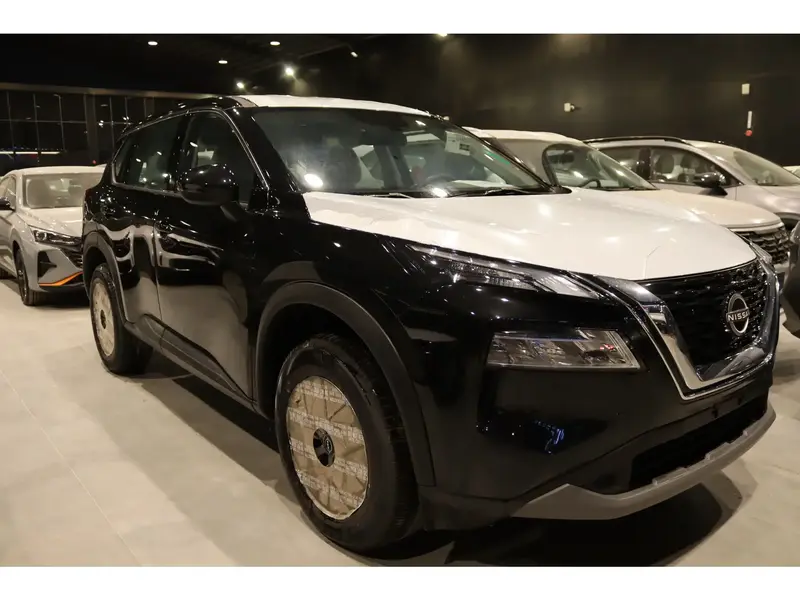 Discover undefined undefined Exterior Interior Images.Find all aspects and details of cars.