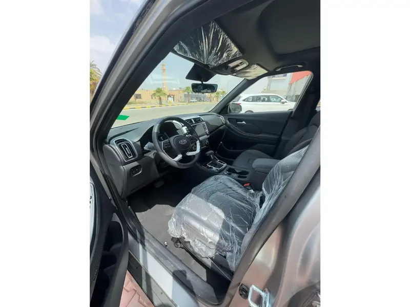 Discover undefined undefined Exterior Interior Images.Find all aspects and details of cars.