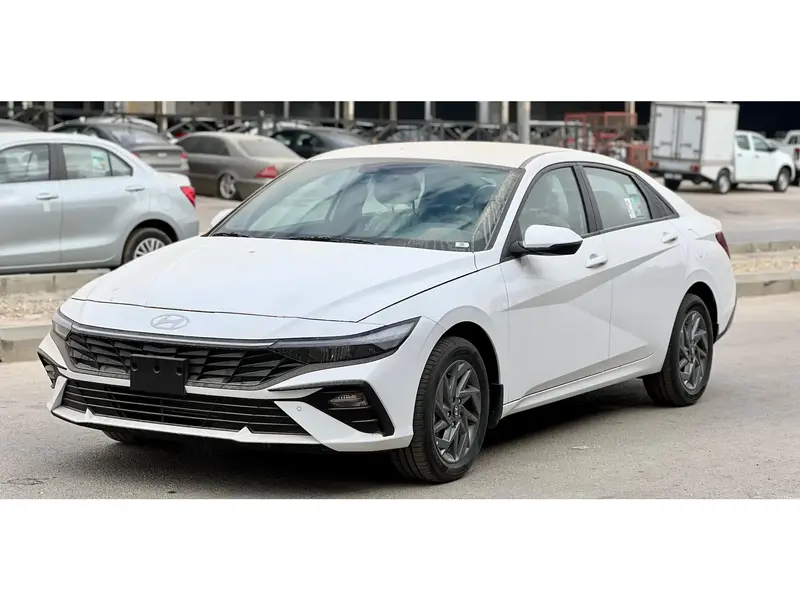 Discover undefined undefined Exterior Interior Images.Find all aspects and details of cars.