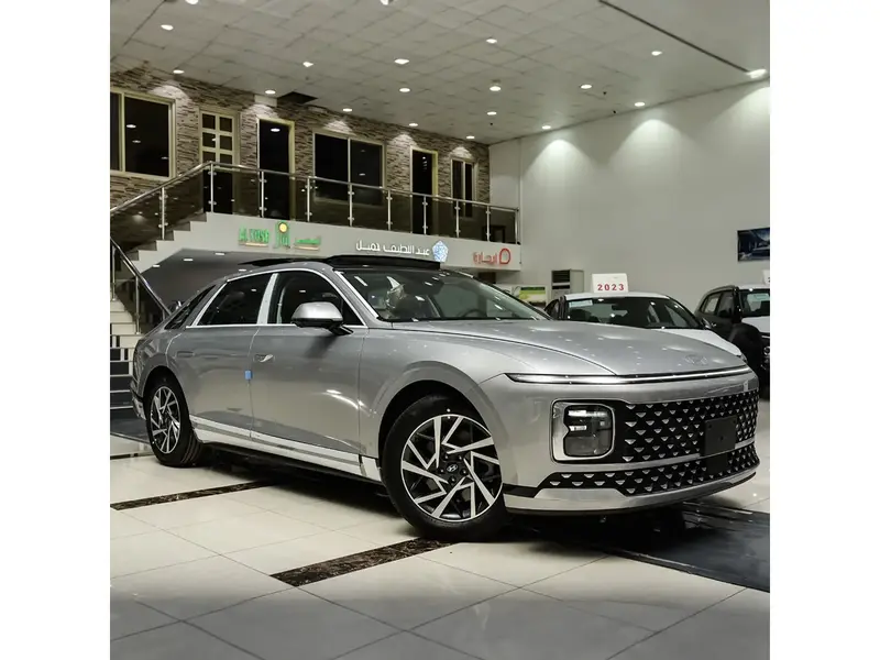 Hyundai Azera 2025