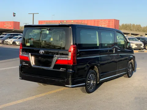 Toyota Granvia 3.5L Premium 2020