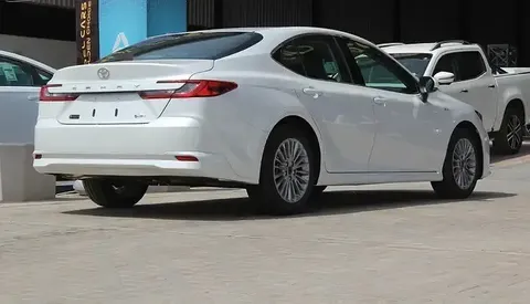 Discover undefined undefined Exterior Interior Images.Find all aspects and details of cars.
