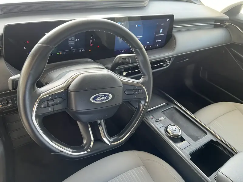 Ford Taurus 2023