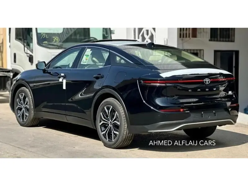 Toyota Crown 2025